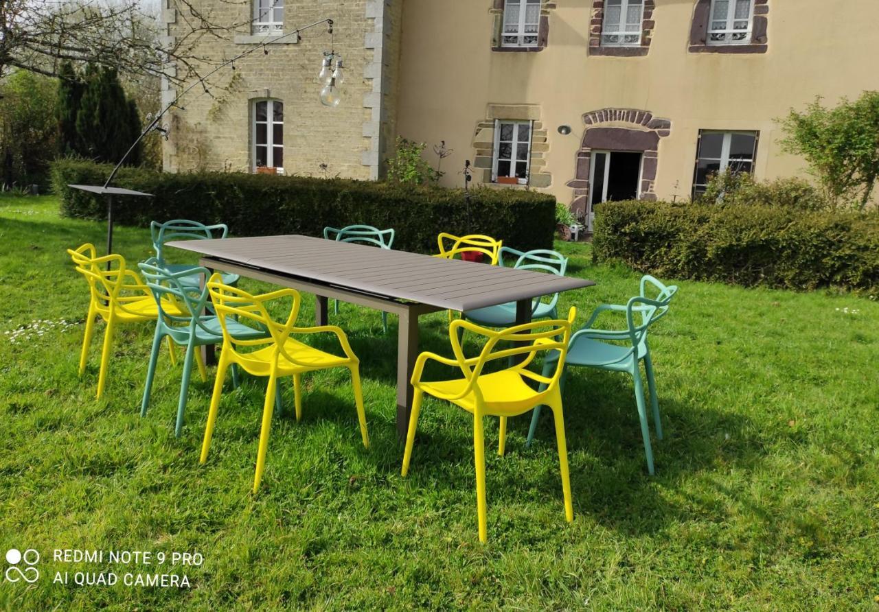 B&B L'Atelier Du Presbytere Saint-Maugan Exterior photo