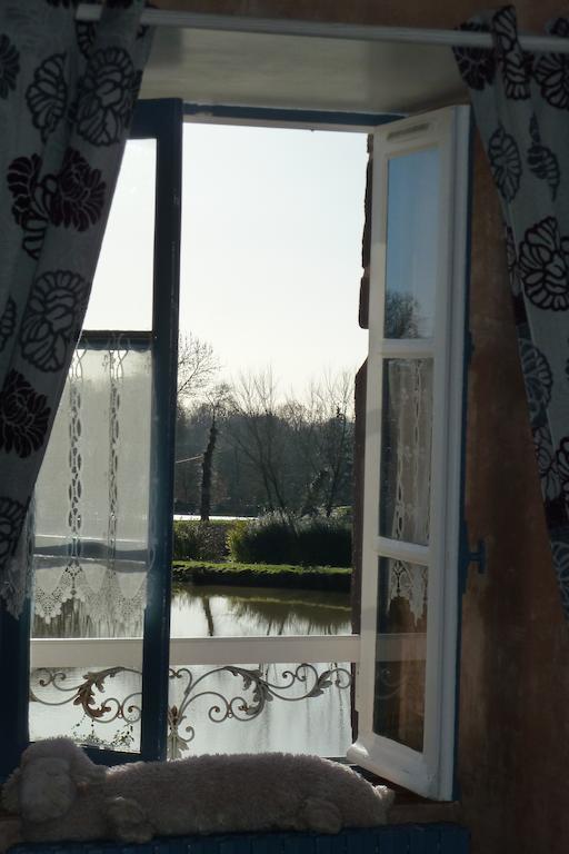 B&B L'Atelier Du Presbytere Saint-Maugan Room photo